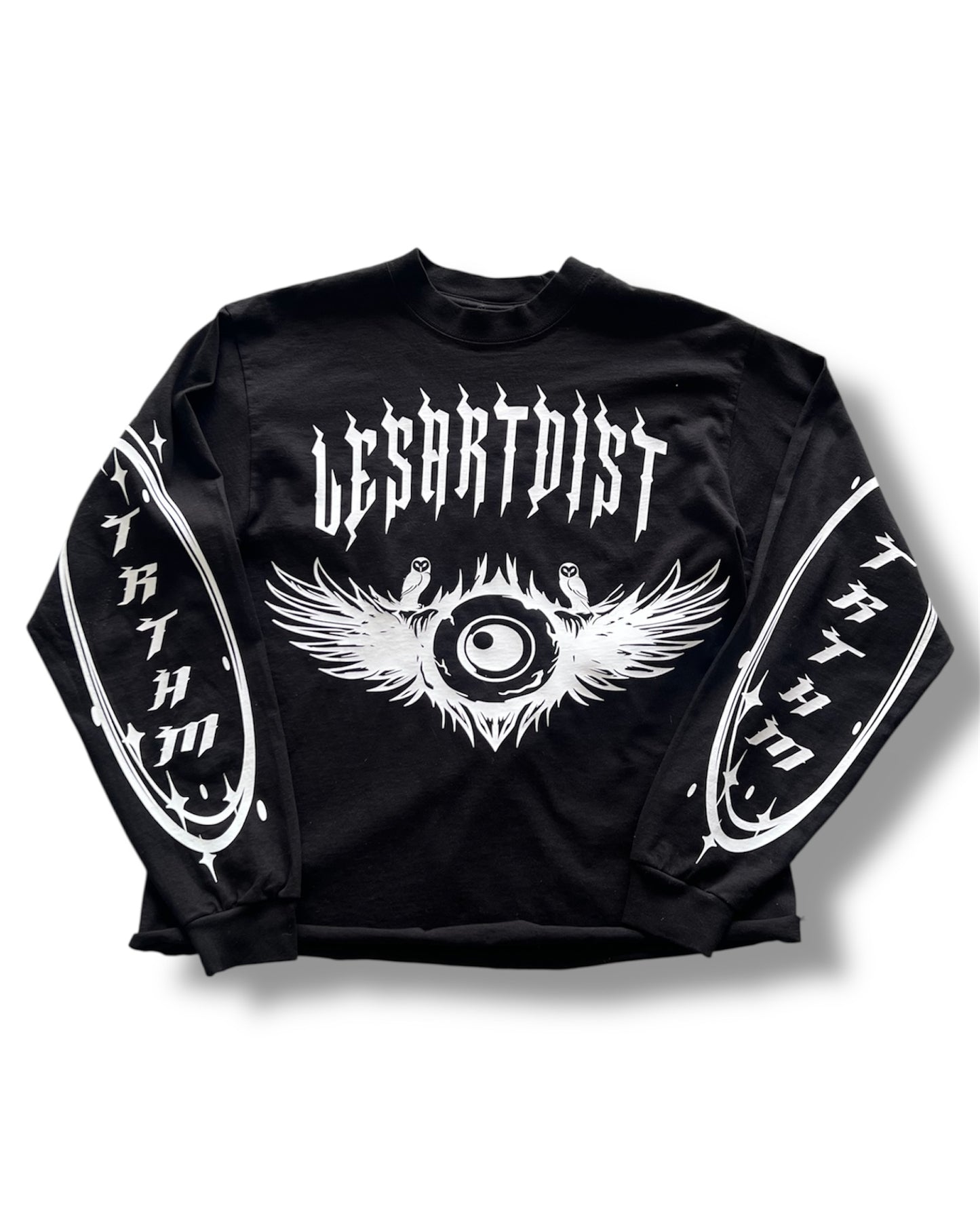 LesArtDist V8 Cropped Long Sleeve